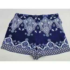 Kaari Blue Women's Petite L Navy and White Printed Shorts